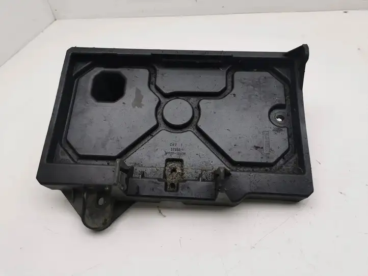 Jeep Grand Cherokee (WK) (2004 - 2010) 55396428AC Площадка аккумулятора — фото 5