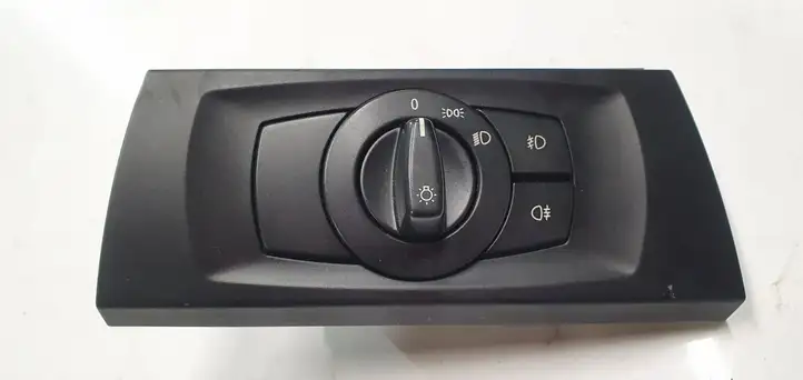 BMW 3 E90 E91 (2005 - 2012) 6932798 Включатель фонарей — фото 1