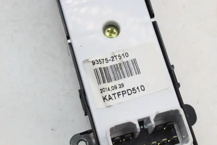 Kia Optima (2013 - 2015) 935752T510 Кнопка стеклоподъемников — фото 5