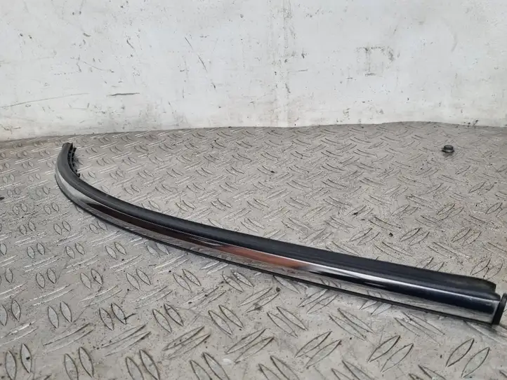 Mini Cooper Countryman R60 (2010 - 2016) 9810472 Облицовка заднего бокового стекла — фото 6
