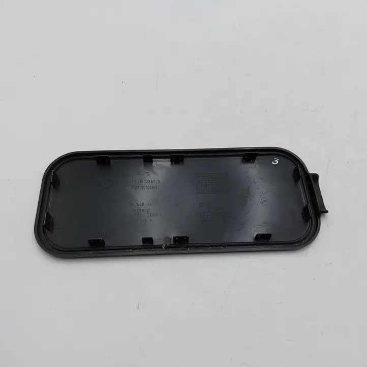 Mini Cooper Countryman R60 (2010 - 2016) 9802860 Крышка ящика аккумулятора — фото 2