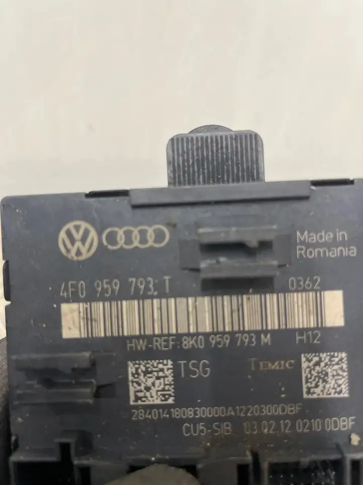 Audi Q7 4L (2009 - 2015) 4F0959793T Блок управления дверью — фото 3
