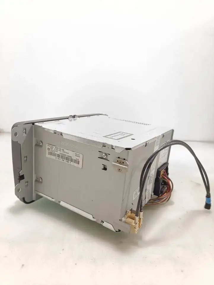 Volkswagen Golf Plus (2004 - 2008)  5M0035186 Радио/ проигрыватель CD/DVD / навигация