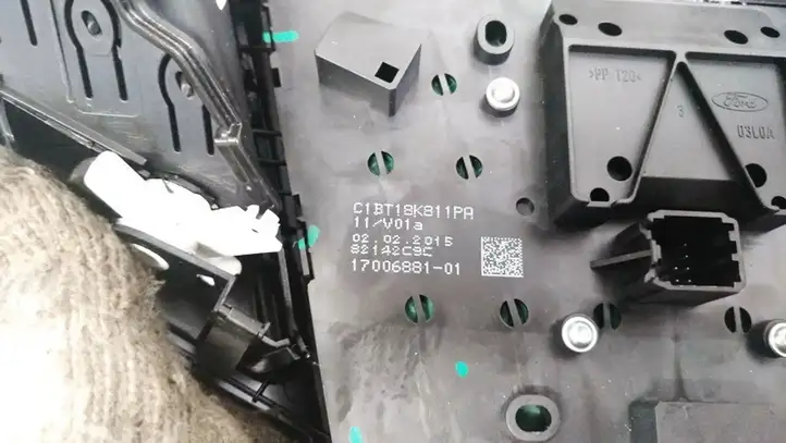 Ford Fiesta (2013 - 2017) 8A6118A802 Магнитола / мультимедийная система — фото 3