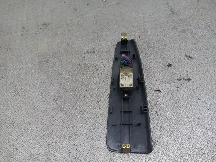 Kia Cerato (2003 - 2007) 935752F000 Кнопка стеклоподъемников — фото 3