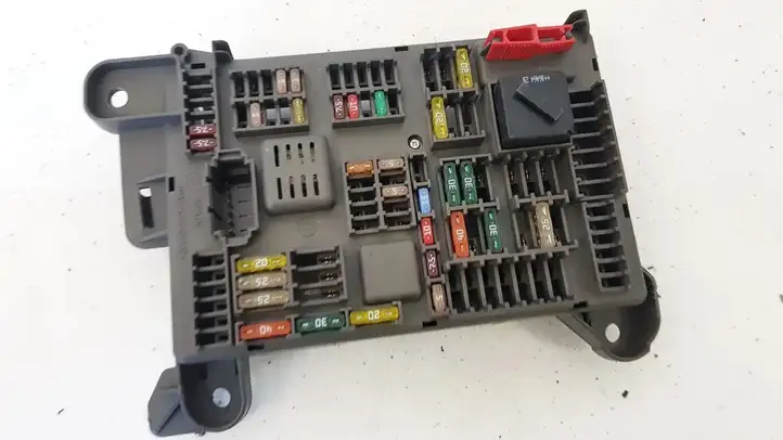 BMW X5 E70 (2006 - 2013)  518954020a Ящик предохранителей (комплект)