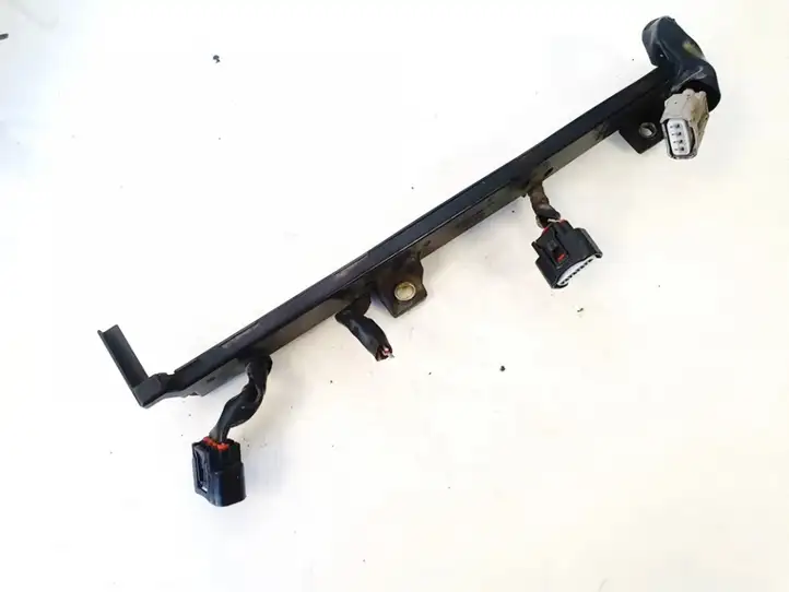 Toyota Avensis T250 (2006 - 2009) 828173h220 Прочая электропроводка — фото 2