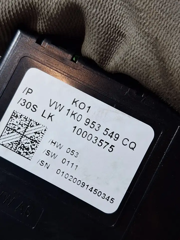 Volkswagen Golf V (2003 - 2009) 1K0953549CQ Датчик угла поворота руля — фото 4
