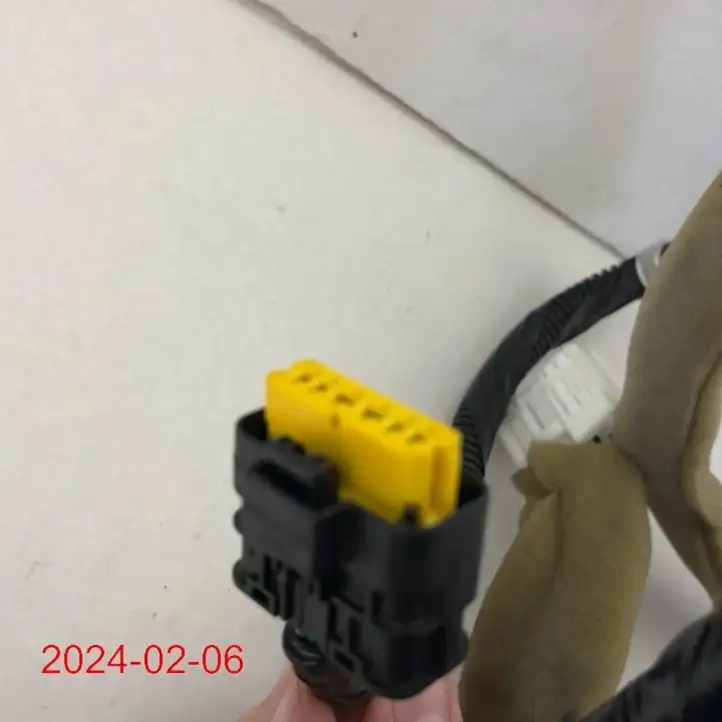 Nissan Juke I F15 (2010 - 2018) 241251KK0A Проводка задней двери — фото 2