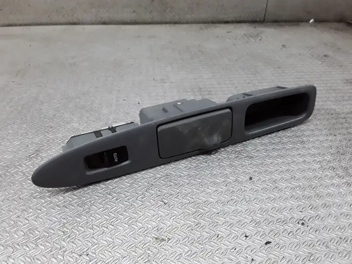 Toyota Avensis Verso (2001 - 2004) 7427144110 Блок кнопок стеклоподъемников — фото 1