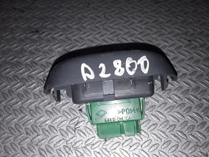 Toyota Aygo AB10 (2005 - 2008) 742310H010 Блок кнопок стеклоподъемников — фото 1