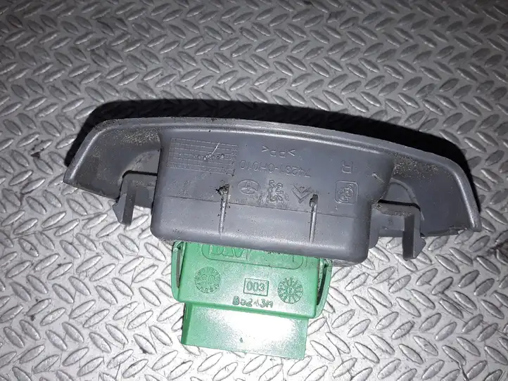 Toyota Aygo AB10 (2005 - 2008) 742310H010 Блок кнопок стеклоподъемников — фото 2