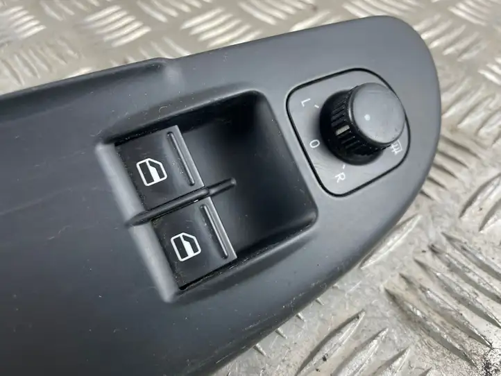Volkswagen PASSAT B6 (2005 - 2010) 3C1867171 Блок кнопок стеклоподъемников — фото 2