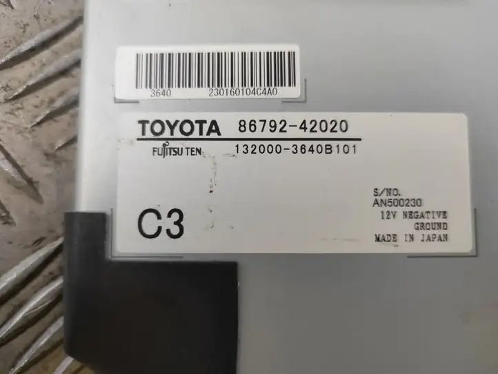 Toyota RAV 4 (XA40) (2012 - 2018) 8679242020 Блок управления парктрониками — фото 3