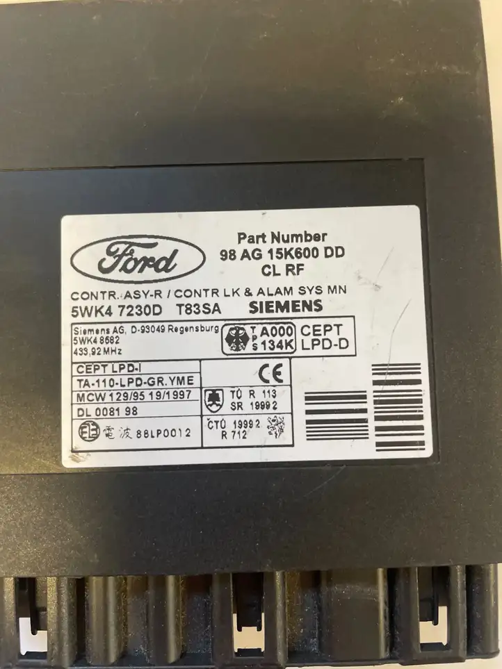 Ford Focus (1998 - 2004) 98AG15K600DD Модуль комфорта — фото 2