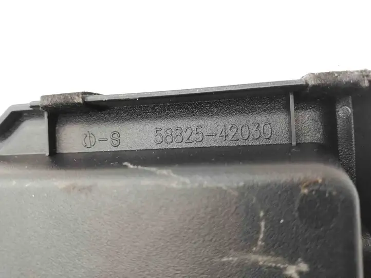 Toyota RAV 4 (XA50) (2018 - ) 5882542030 Прочие детали салона — фото 3