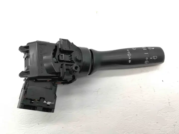 Toyota Yaris (2009 - 2012) 0D04017F761 Включатель скорости стеклоочистителей — фото 1