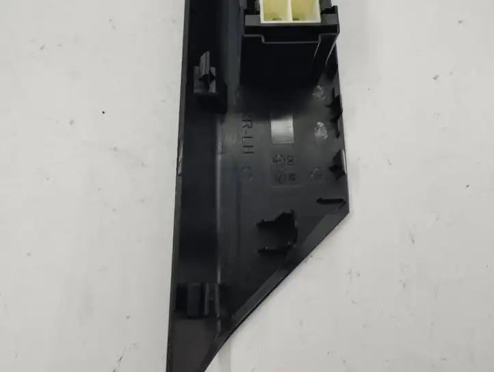 Toyota RAV 4 (XA40) (2012 - 2018) 7427242030 Блок кнопок стеклоподъемников — фото 4