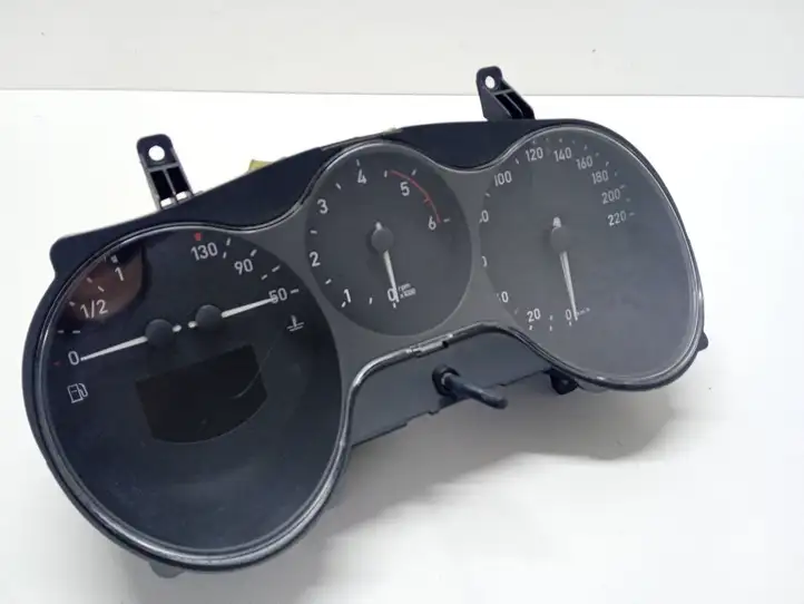 Seat Altea (2004 - 2009)  5p0920804C Спидометр (приборный щиток)