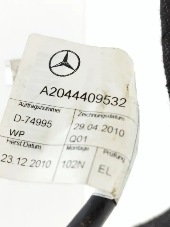 Mercedes-Benz C W204 (2007 - 2014) A2044409532 Прочая электропроводка — фото 2