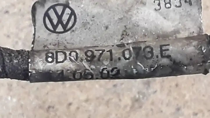 Volkswagen PASSAT B5.5 (2001 - 2005) 8D0971073E Прочая электропроводка — фото 3