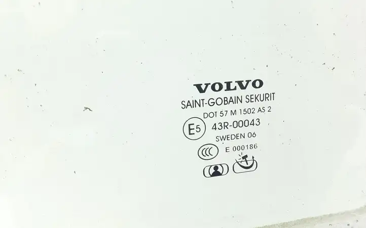 Volvo V50 (2004 - 2008) Стекло задней двери — фото 2