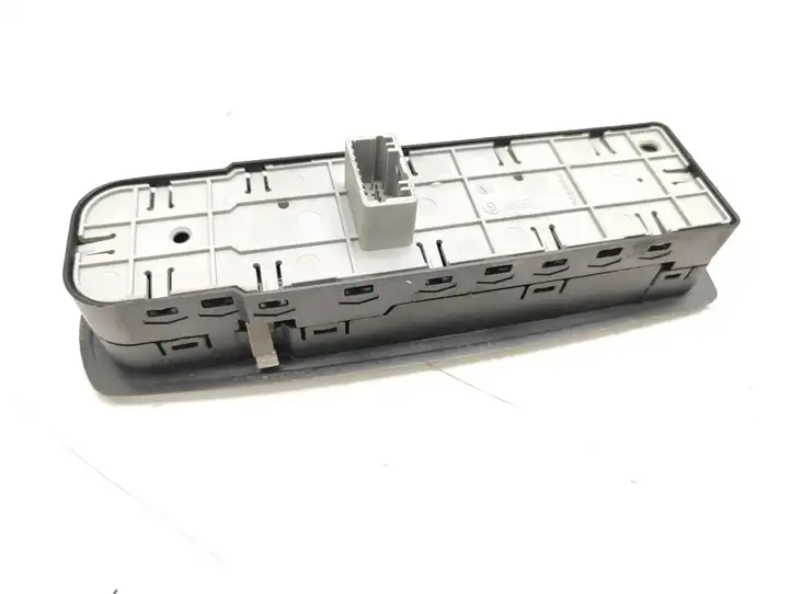 Renault Laguna III (2007 - 2015) 809610006R Блок кнопок стеклоподъемников — фото 7