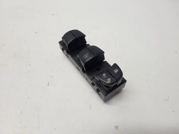 Nissan Juke I F15 (2010 - 2018) 254011KK5E Блок кнопок стеклоподъемников — фото 1