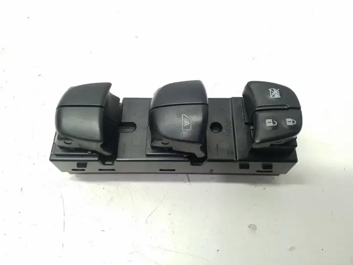 Nissan Juke I F15 (2010 - 2018) 254011KK5E Блок кнопок стеклоподъемников — фото 2