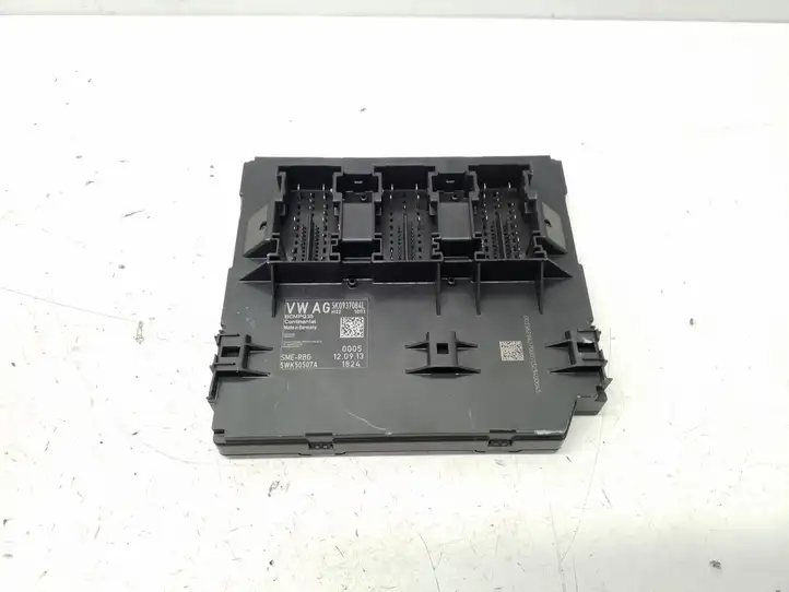 Volkswagen Tiguan (2011 - 2016) 5K0937084L Модуль комфорта — фото 1