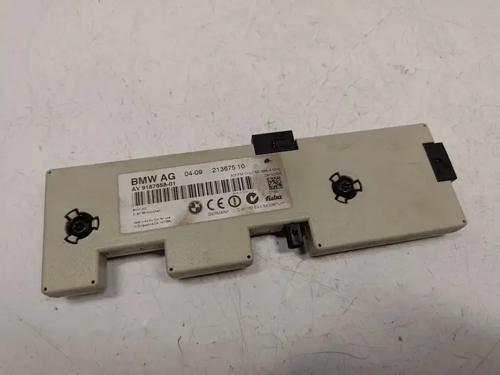 BMW 3 E90 E91 (2005 - 2012)  9187658 Усилитель антенны