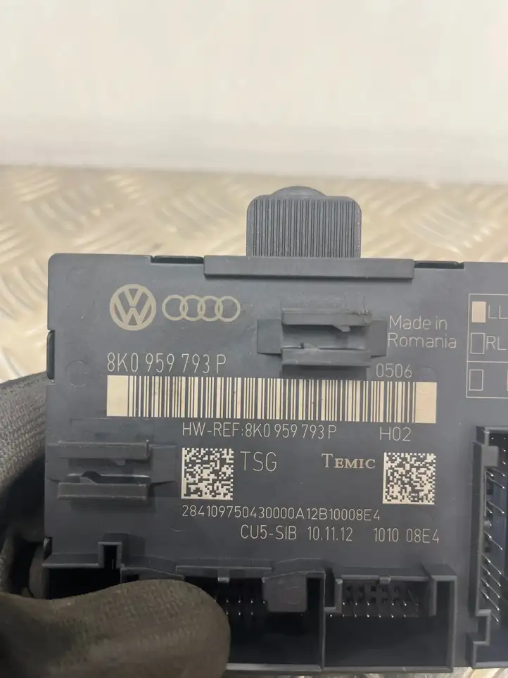 Audi Q5 SQ5 (2012 - 2017) 8K0959793P Блок управления дверью — фото 3