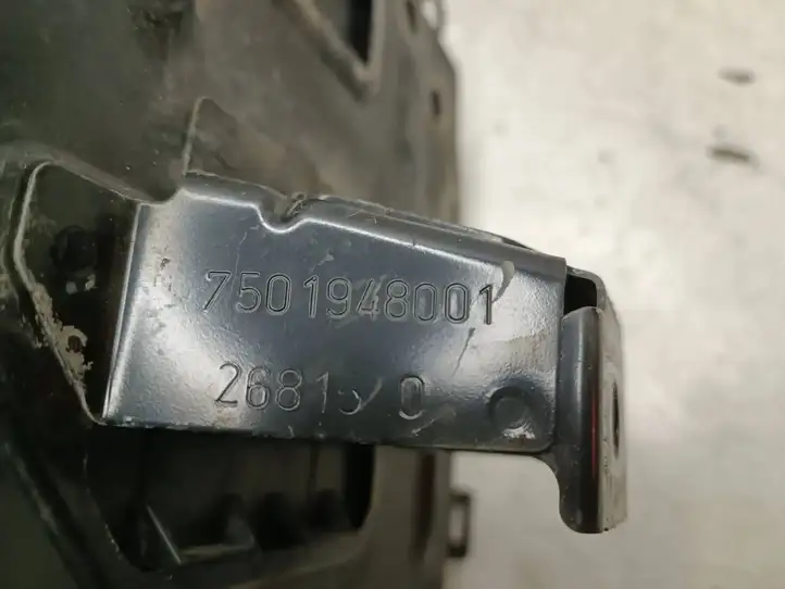 Citroen C4 Grand Picasso (2013 - 2016) 7501948001 Площадка аккумулятора — фото 4