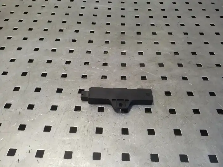 BMW 5 F10 F11 (2009 - 2016)  65209220832 Антенна бесключевого доступа