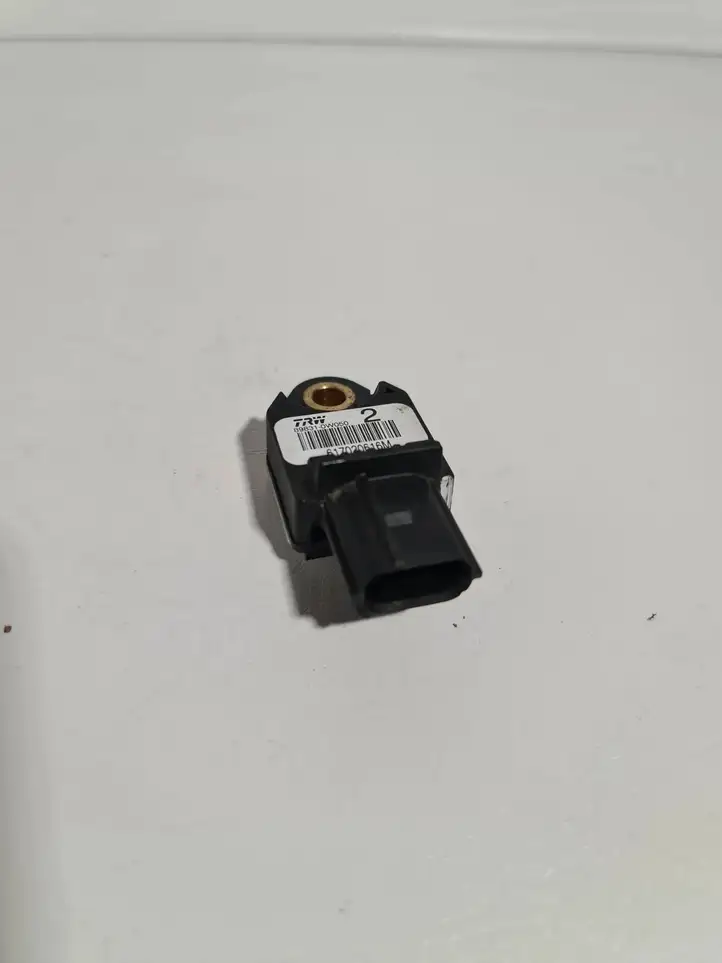 Toyota Hilux (AN10, AN20, AN30) (2011 - 2015) 898310W050 Датчик удара SRS — фото 3