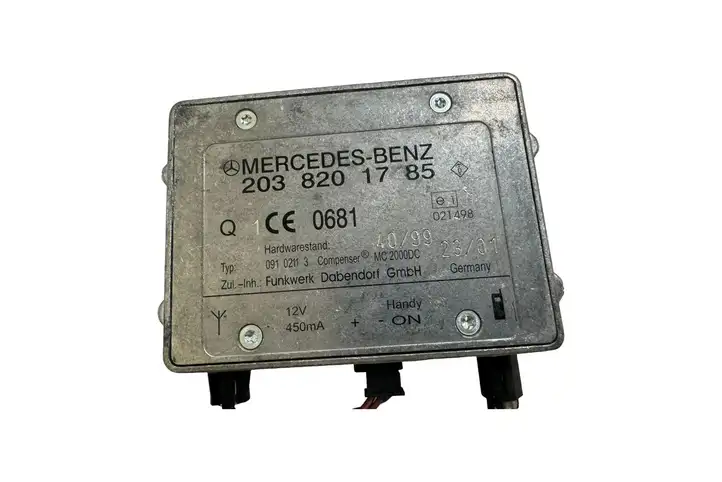 Mercedes-Benz E W210 (1995 - 2002) 09102113 Усилитель антенны — фото 4