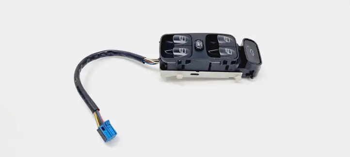 Mercedes-Benz C W203 (2000 - 2007) A2038210679 Блок кнопок стеклоподъемников — фото 1