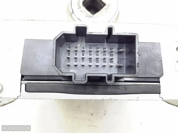 Audi A4 S4 B6 8E 8H (2000 - 2006) 8e5035223 Усилитель звука — фото 4