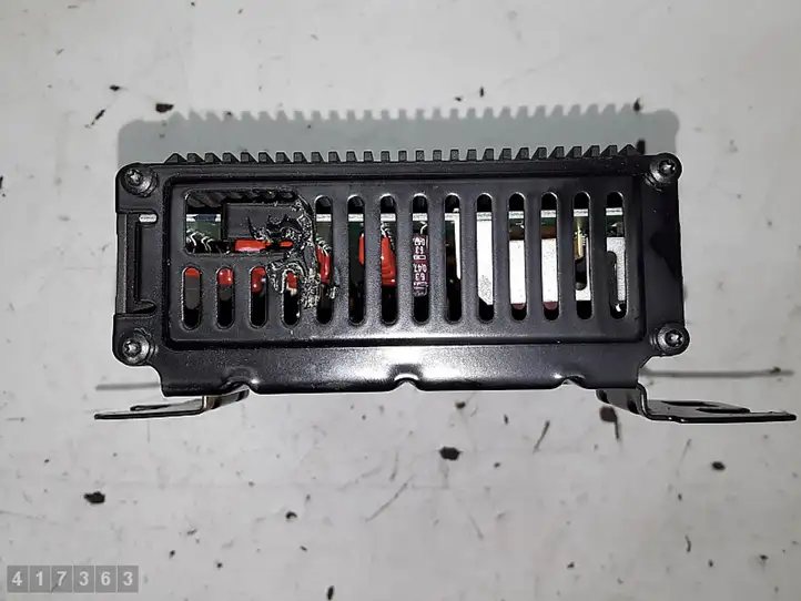 Citroen C6 (2005 - 2012)   Звукоусилитель