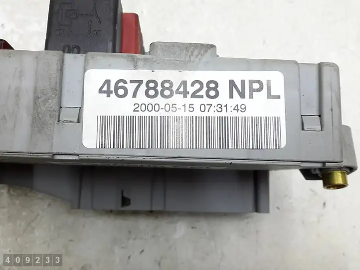 Fiat Punto (188) (1999 - 2010) 46788428npl Блок предохранителей — фото 7