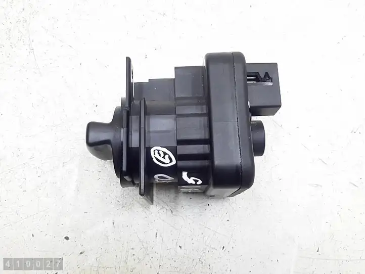 Mercedes-Benz A W169 (2004 - 2012) 1695451304 Включатель фонарей — фото 5