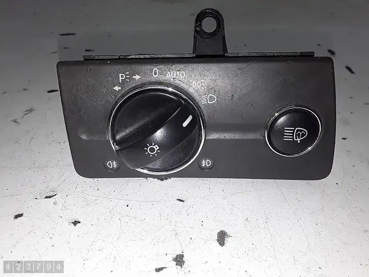 Mercedes-Benz E W211 (2002 - 2009)  A2115450104 Включатель фонарей