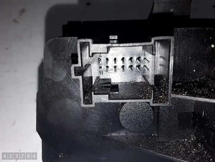 Mercedes-Benz E W211 (2002 - 2009)  A2115450104 Включатель фонарей