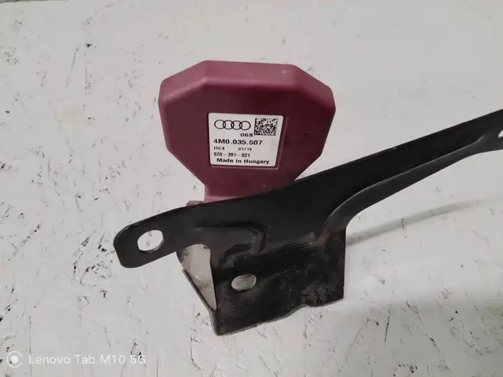 Audi A3/S3 8V (2016 - 2020)  4M0035507 Антенна Bluetooth