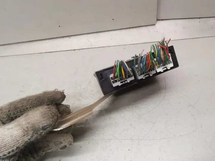 Nissan Primera (2001 - 2008)  28550AV666 Mодуль kомфортa