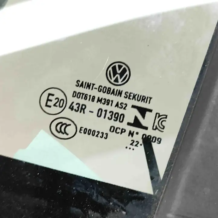Volkswagen ID.4 (2020 - ) 11A845113 Треугольное стекло передней двери — фото 5