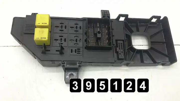 Saab 9-3 Ver1 (1998 - 2005)  460023260 Блок предохранителей