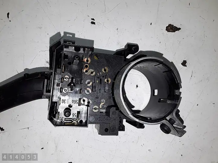 Skoda Fabia Mk1 (6Y) (1999 - 2007) 8L0953513G Включатель фонарей — фото 4