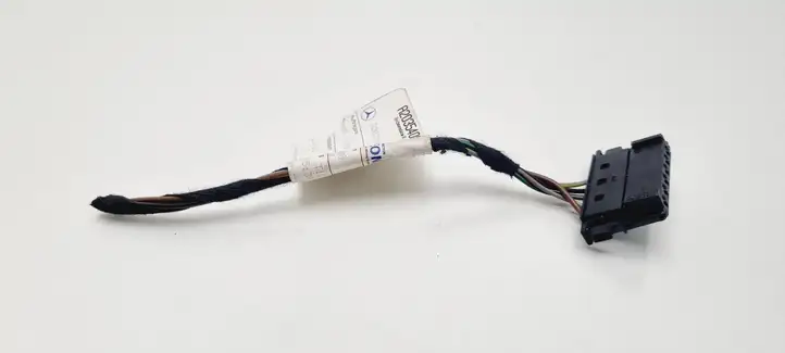 Mercedes-Benz C W203 (2000 - 2007) 0375453528 Прочая электропроводка — фото 1