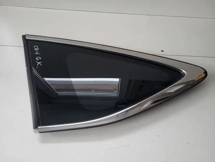 Honda CR-V (2012 - 2016) Заднее боковое стекло — фото 1